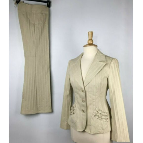 Nanette Lepore Pinstripe 3 Button Blazer & Trouser - Picture 2 of 12